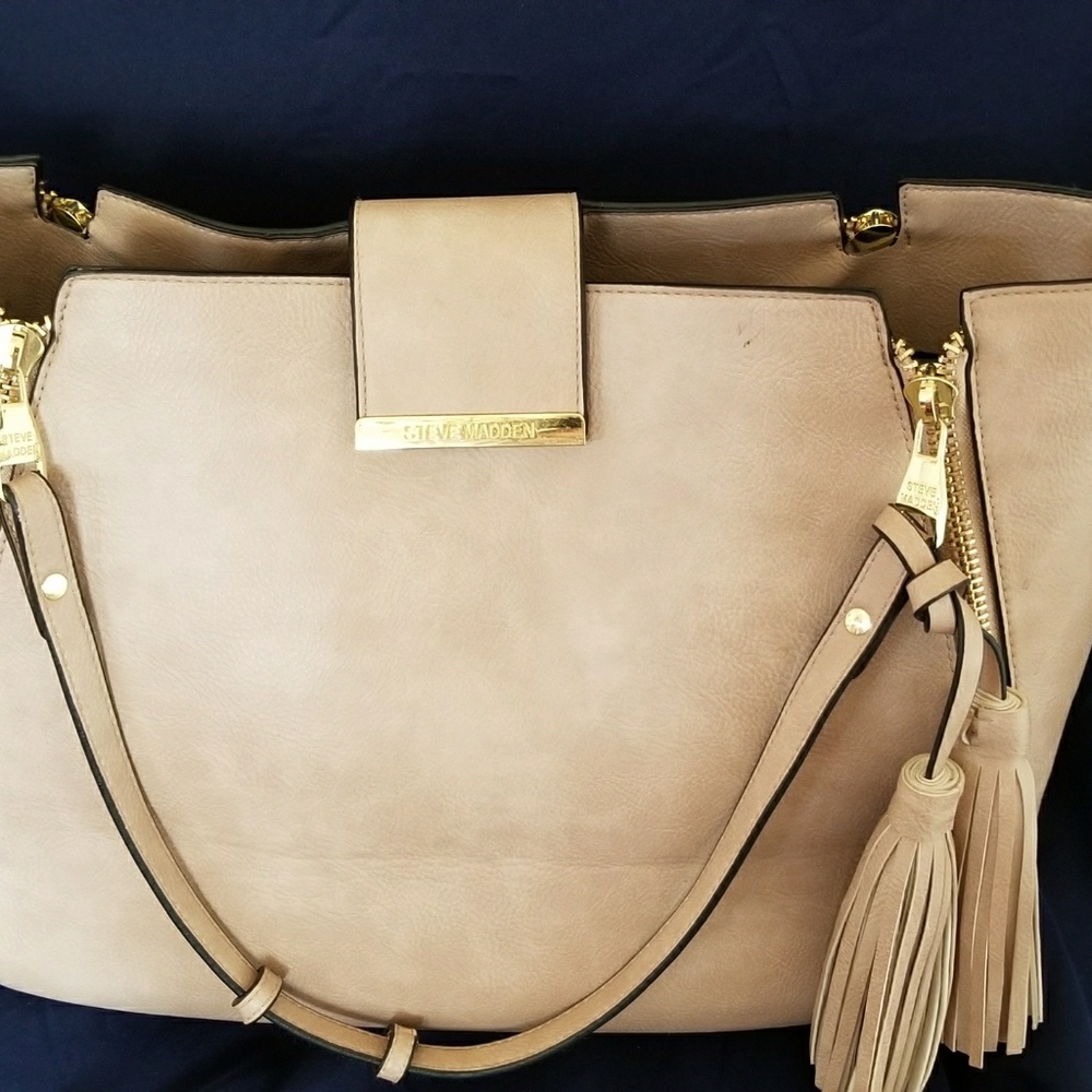 Steve Madden Tote